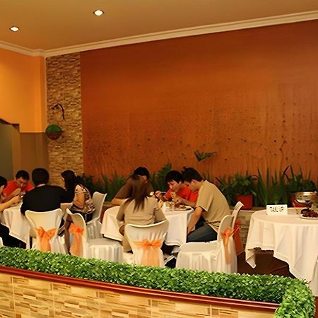 Blitar Patria Palace Hotel מראה חיצוני תמונה