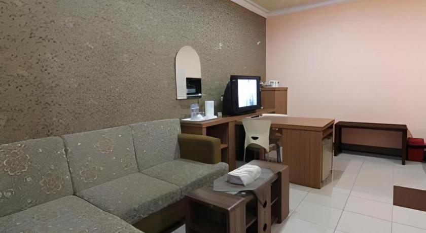 Blitar Patria Palace Hotel מראה חיצוני תמונה