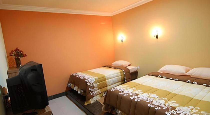 Blitar Patria Palace Hotel מראה חיצוני תמונה