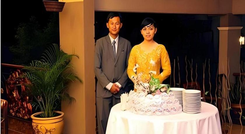 Blitar Patria Palace Hotel מראה חיצוני תמונה