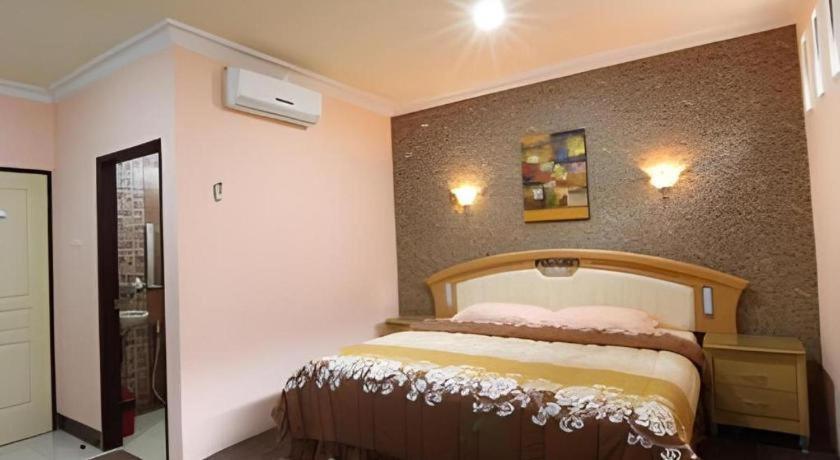 Blitar Patria Palace Hotel מראה חיצוני תמונה