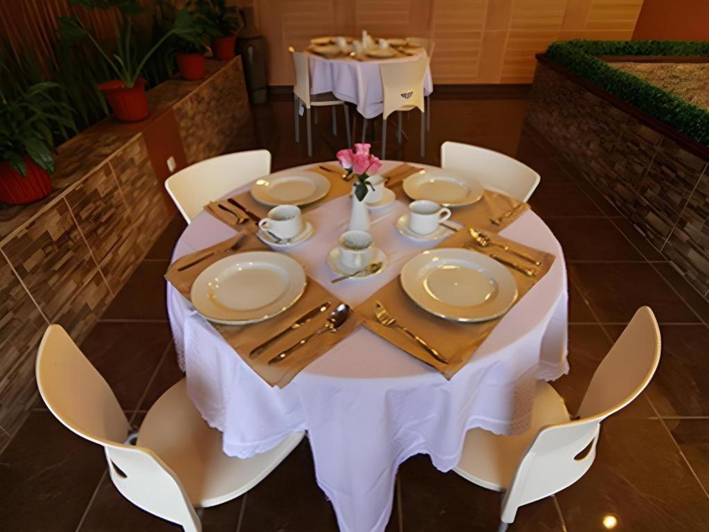 Blitar Patria Palace Hotel מראה חיצוני תמונה